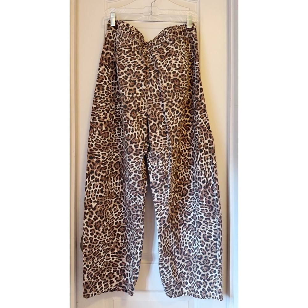 Gap Mid-Rise Ultra Soft Easy Horseshoe Jeans - Picture 2 of 4